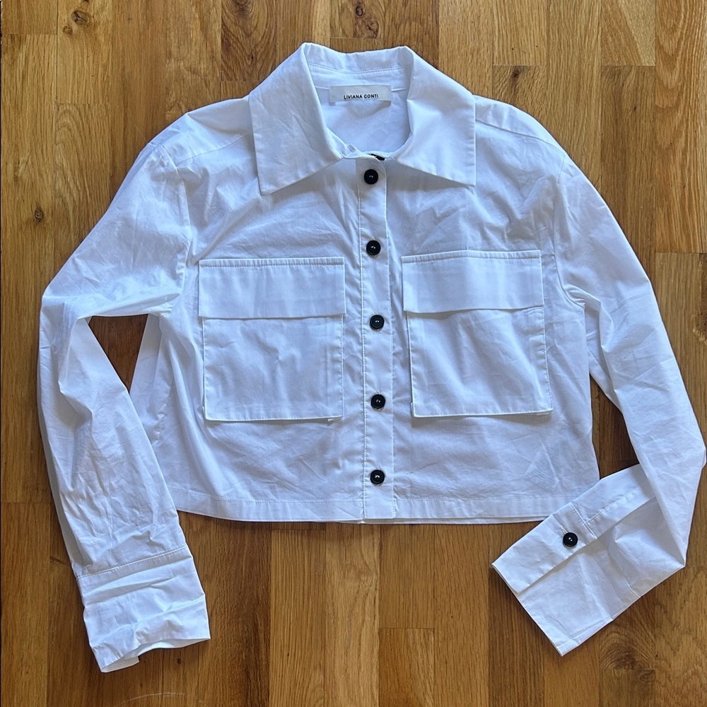 Liviana Conti Elegant White Button Down Shirt with Black Buttons